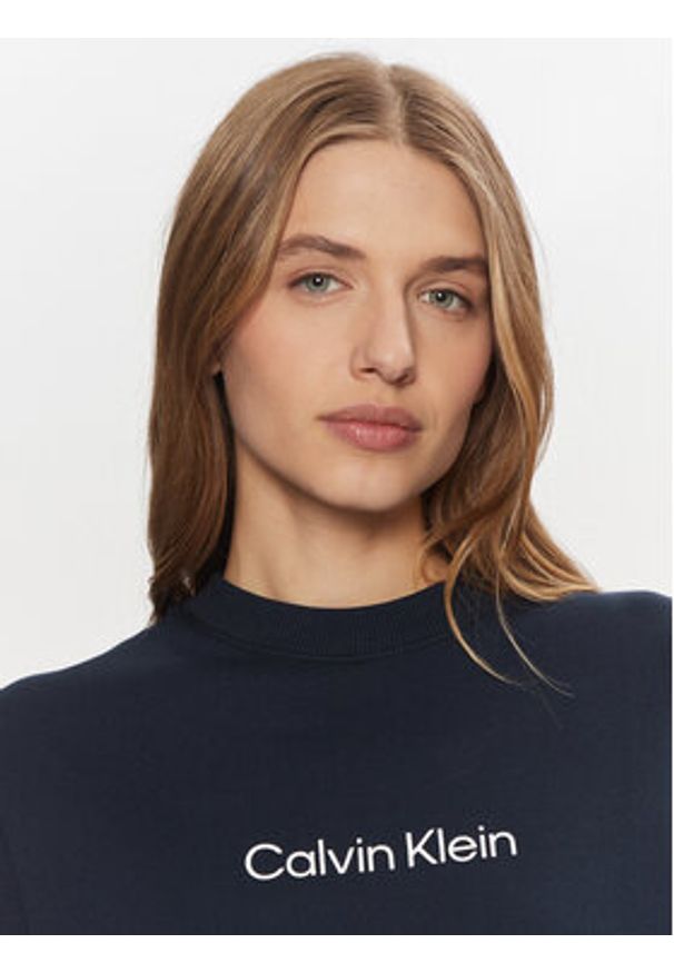 Calvin Klein Bluza K20K205450 Granatowy Regular Fit. Kolor: niebieski. Materiał: bawełna