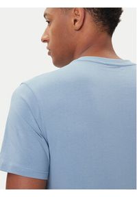 Napapijri T-Shirt Salis NP0A4H8D Niebieski Regular Fit. Kolor: niebieski. Materiał: bawełna