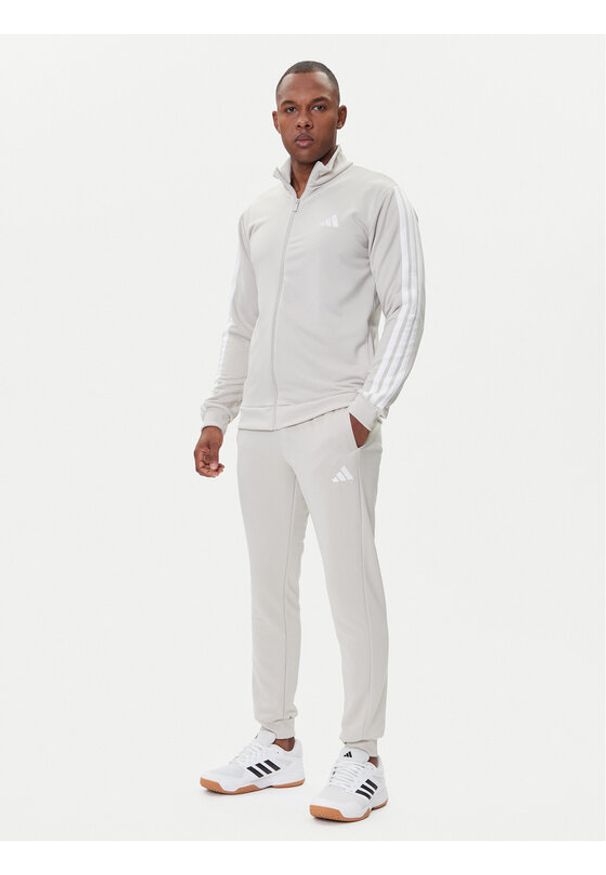 Adidas - adidas Dres Basic 3-Stripes JX5519 Beżowy Regular Fit. Kolor: beżowy. Materiał: syntetyk