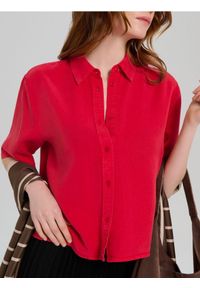 Sinsay - Koszula z krótkim rękawem z lyocellu - czerwony. Kolor: czerwony. Długość rękawa: krótki rękaw. Długość: krótkie #1