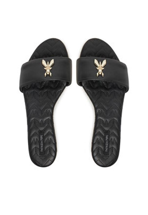 Patrizia Pepe Klapki 8X0078/L048 Czarny. Kolor: czarny. Materiał: skóra