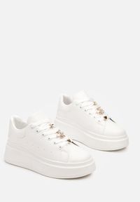 Born2be - Białe Sneakersy na Platformie Ariadi. Okazja: na co dzień. Kolor: biały. Obcas: na platformie #5