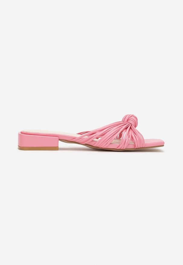 Born2be - Czerwone Klapki na Płaskim Obcasie ze Splątanymi Paskami Melani. Okazja: na co dzień. Kolor: czerwony. Obcas: na obcasie. Styl: elegancki, casual. Wysokość obcasa: niski