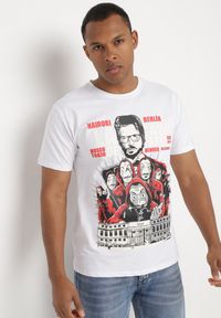 Born2be - Biały Klasyczny T-shirt z Bawełny z Dużym Nadrukiem Gunelia. Okazja: na co dzień. Kolor: biały. Materiał: bawełna. Wzór: nadruk. Styl: klasyczny #3