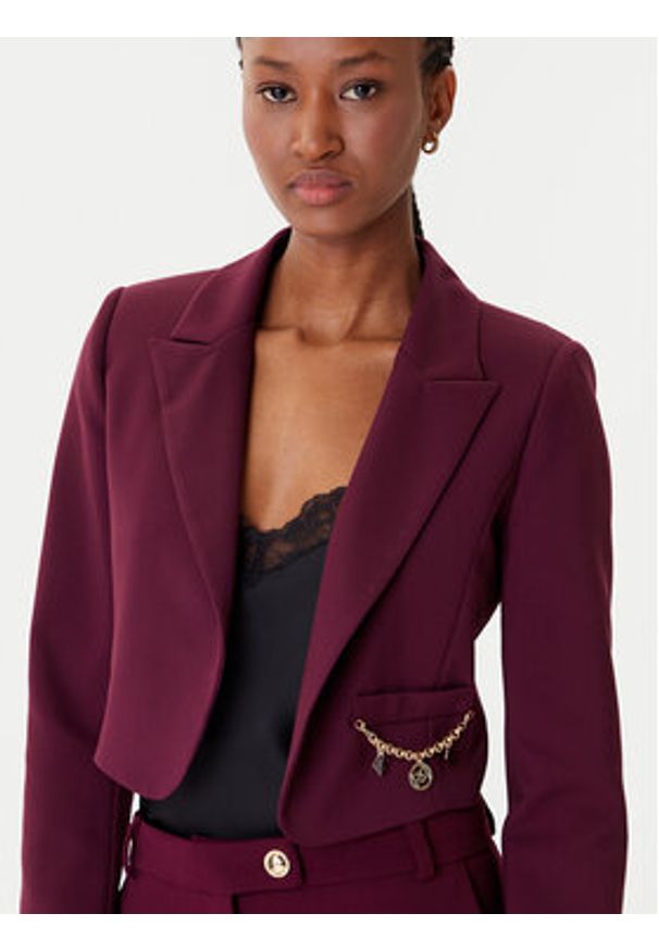 Rinascimento Bolerko CFC0126215003 Bordowy Regular Fit. Kolor: czerwony. Materiał: syntetyk