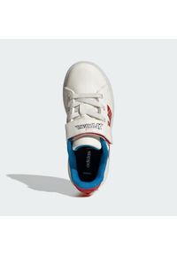Adidas - Pantofelki dla dzieci adidas Marvel Spider-Man Grand. Zapięcie: pasek. Kolor: biały, czerwony, wielokolorowy, niebieski. Wzór: motyw z bajki