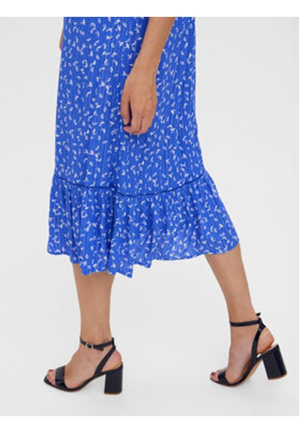 Vero Moda Sukienka codzienna Tirza 10268776 Niebieski Regular Fit. Okazja: na co dzień. Kolor: niebieski. Materiał: wiskoza. Typ sukienki: proste. Styl: casual