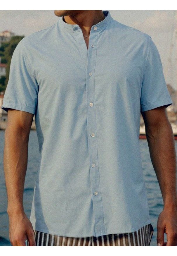 Sinsay - Bawełniana koszula - błękitny. Kolor: niebieski. Materiał: bawełna