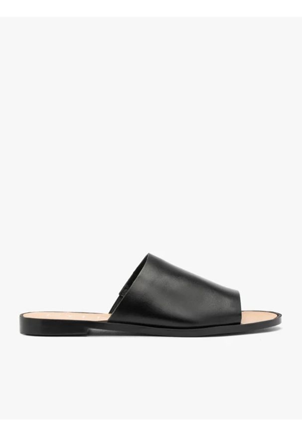 Ryłko - Czarne minimalistyczne klapki ze skóry licowej. Okazja: na co dzień. Kolor: czarny. Materiał: skóra. Sezon: lato. Styl: elegancki, casual, klasyczny