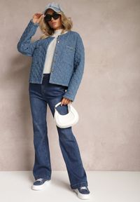 Renee - Niebieska Pikowana Kurtka z Jeansowego Materiału z Guzikami i Kieszeniami Pelinna. Kolor: niebieski. Materiał: jeans, materiał #2