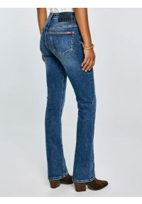 Big-Star - Jeansy damskie granatowe Adela Bootcut 536. Okazja: na co dzień. Stan: podwyższony. Kolor: niebieski. Styl: retro, klasyczny, casual #4