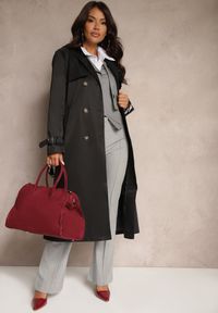 Renee - Czarny Płaszcz w Stylu Trencza z Paskiem i Klamrą Sinthelle. Okazja: na co dzień, do pracy. Kolor: czarny. Styl: elegancki, casual