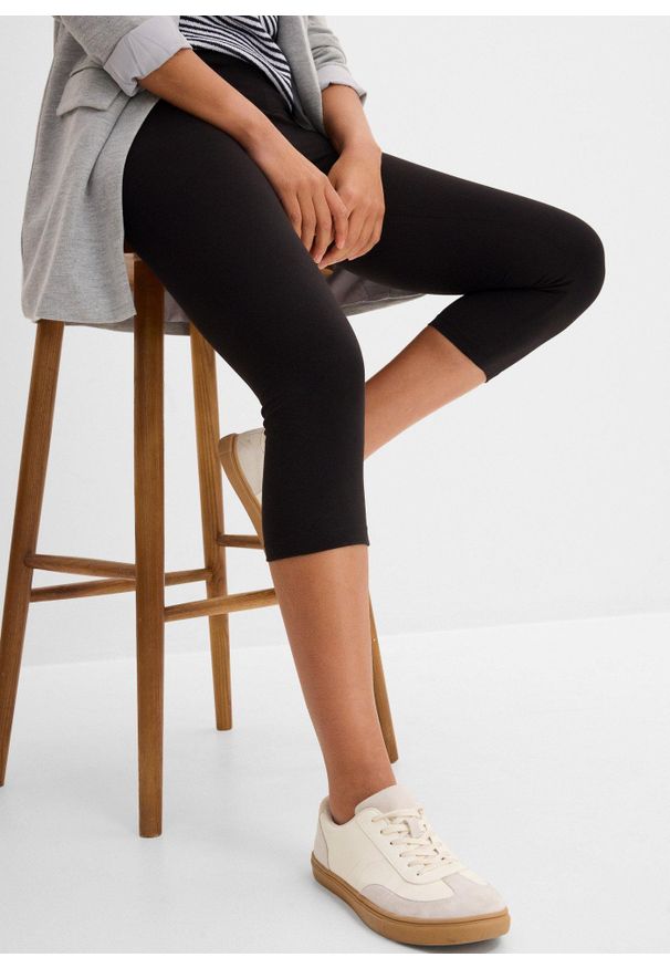 bonprix - Legginsy rybaczki (2 pary). Kolor: biały