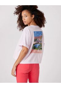 Wrangler - WRANGLER SUMMER TEE DAMSKI T-SHIRT NADRUK LILAC ICE W7Q8GHP13. Wzór: nadruk