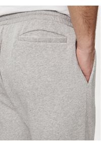 Adidas - adidas Spodnie dresowe Essentials Fleece HL2230 Szary Regular Fit. Kolor: szary. Materiał: bawełna #2