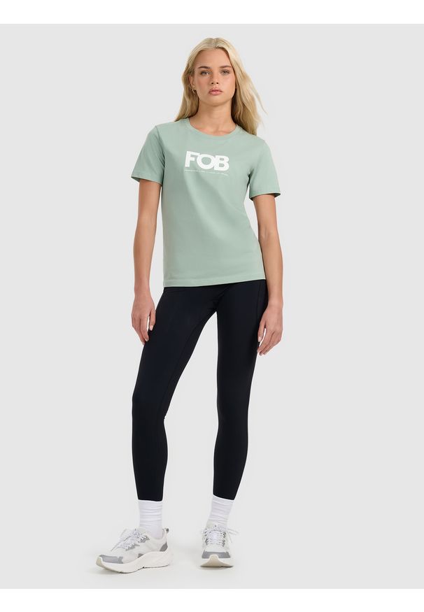 4f - 4F Legginsy dzianinowe damskie - czarne S. Okazja: na co dzień. Kolor: czarny. Materiał: dzianina. Styl: casual