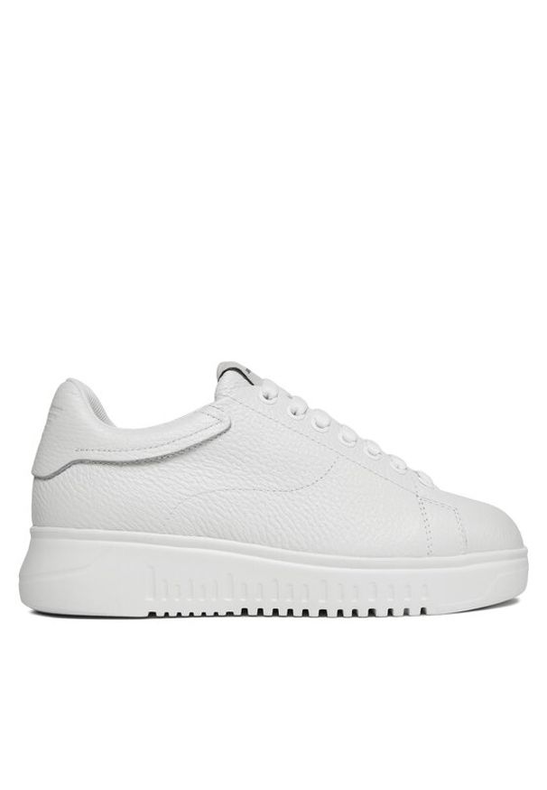 Emporio Armani Sneakersy X3X024 XF768 00001 Biały. Kolor: biały. Materiał: skóra