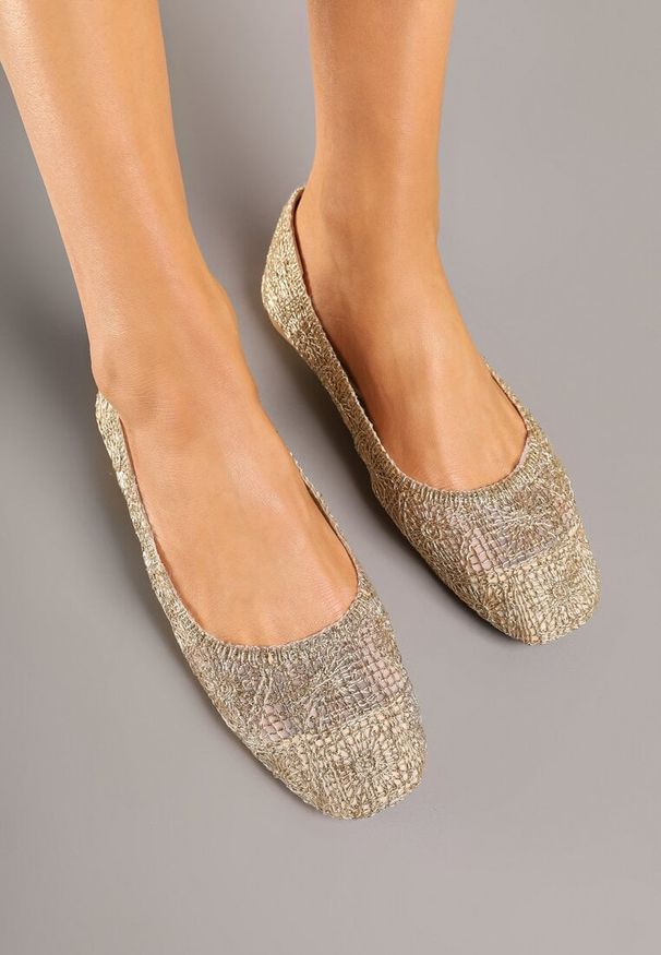 Renee - Złote Balerinki z Cholewką z Plecionki Relore. Okazja: na imprezę, na co dzień. Kolor: złoty. Materiał: jeans. Szerokość cholewki: normalna. Obcas: na płaskiej podeszwie. Styl: elegancki, casual