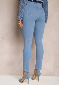 Renee - Niebieskie Jeansy Skinny Push-Up z Przetarciami z Przodu i Suwakiem Randda. Okazja: na co dzień. Kolor: niebieski. Wzór: aplikacja, kolorowy. Styl: klasyczny, elegancki, casual