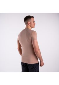 Koszulka slim DZIK® beżowa. Kolor: beżowy