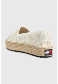 Tommy Jeans espadryle LOGOMANIA ESPADRILLE kolor beżowy na platformie EN0EN02079. Nosek buta: okrągły. Kolor: beżowy. Materiał: poliester, materiał, guma. Wzór: gładki. Obcas: na platformie #5