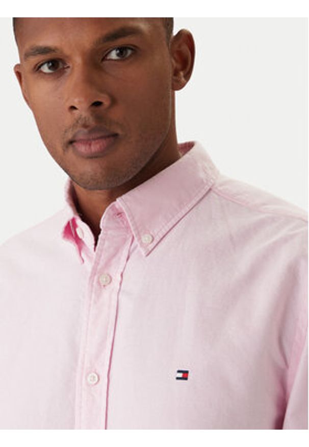 TOMMY HILFIGER - Tommy Hilfiger Koszula Solid Heritage MW0MW35774 Różowy Regular Fit. Kolor: różowy. Materiał: bawełna