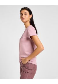 Lee - DAMSKA KOSZULKA LEE SMALL LOGO TEE PRETTY PLUM 112355197 #3