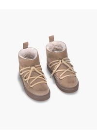 Inuikii - Śniegowce damskie INUIKII CLASSIC LOW. Okazja: do pracy, na co dzień, na spacer. Kolor: beżowy. Styl: casual