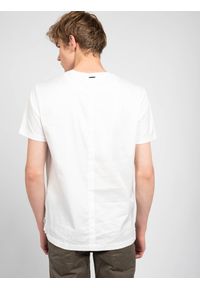 Antony Morato T-shirt "Regular" | MMKS01927 FA100227 | Mężczyzna | Biały. Okazja: na co dzień. Kolor: biały. Materiał: bawełna. Styl: casual #2