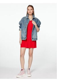 Tommy Jeans Sukienka codzienna DW0DW15174 Czerwony Regular Fit. Okazja: na co dzień. Kolor: czerwony. Materiał: wiskoza. Typ sukienki: proste. Styl: casual #4
