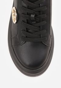 Born2be - Czarne Sneakersy Vices na Grubej Podeszwie z Metaliczną Ozdobą Tatorelis. Okazja: do pracy, na co dzień. Kolor: czarny. Materiał: jeans. Wzór: aplikacja #9