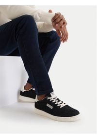 Guess Jeans Sneakersy EO-LUNARI-02 WE Czarny. Kolor: czarny. Materiał: skóra, zamsz #1