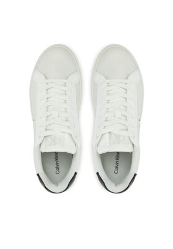 Calvin Klein Jeans Sneakersy Bold Flatf Low Lace Mg YW0YW01766 Biały. Kolor: biały. Materiał: skóra