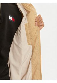 Tommy Jeans Kurtka zimowa DM0DM20604 Beżowy Regular Fit. Kolor: beżowy. Materiał: syntetyk. Sezon: zima #5