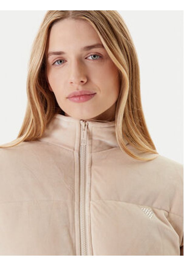 Guess Kurtka zimowa V4BL03 K0232 Beżowy Regular Fit. Kolor: beżowy. Materiał: syntetyk. Sezon: zima