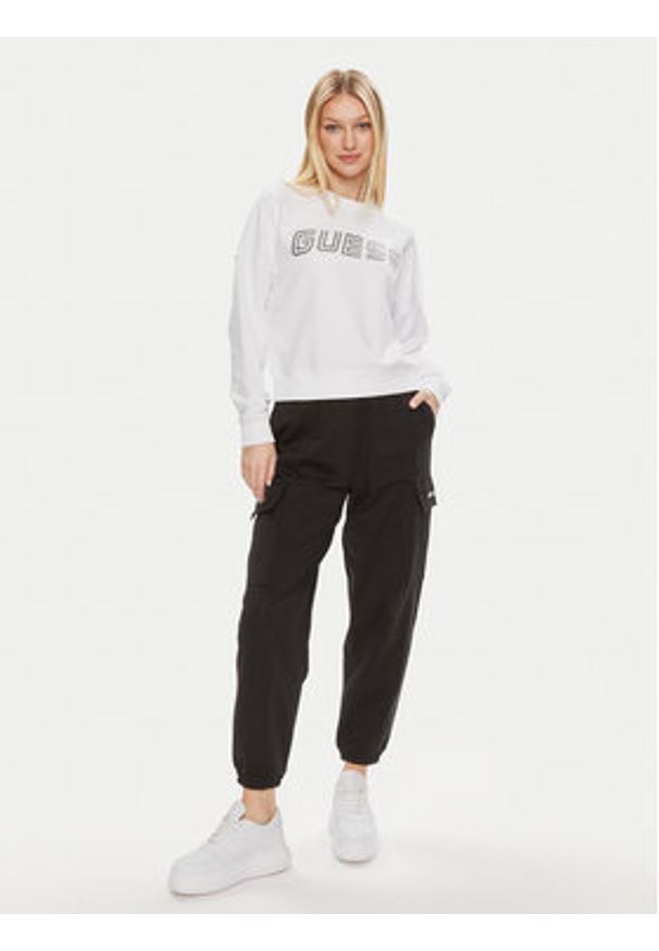 Guess Bluza Skylar V4GQ07 K8802 Biały Relaxed Fit. Kolor: biały. Materiał: syntetyk
