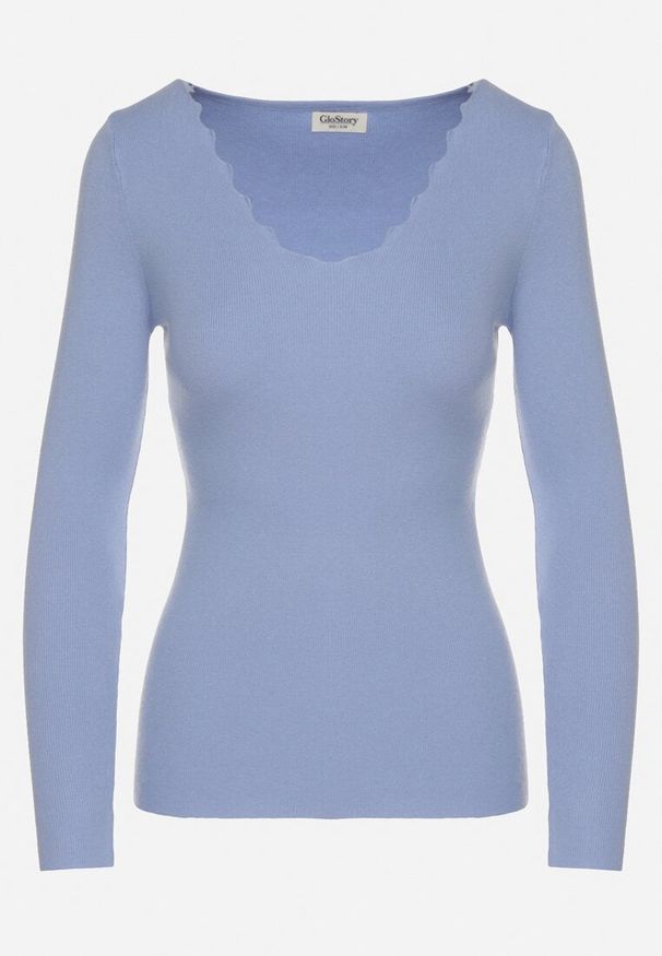 Born2be - Niebieski Dopasowany Sweter z Nieregularnym Dekoltem w Serek Fenarela. Okazja: na co dzień, do pracy, na spotkanie biznesowe. Typ kołnierza: dekolt w serek. Kolor: niebieski. Materiał: jeans. Styl: casual, biznesowy