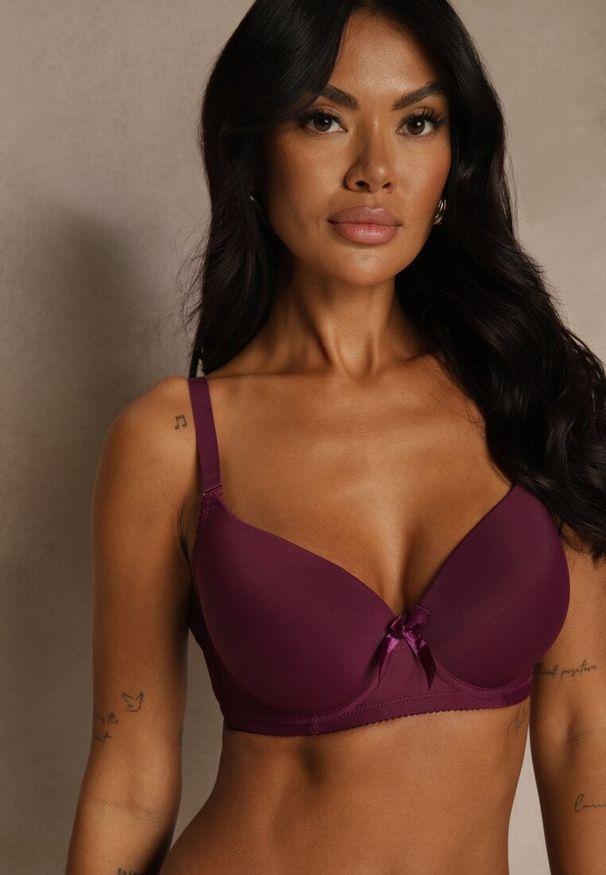 Renee - Ciemnofioletowy Biustonosz o Gładkim Wykończeniu z Kokardką Phiphise. Kolor: fioletowy. Wzór: gładki