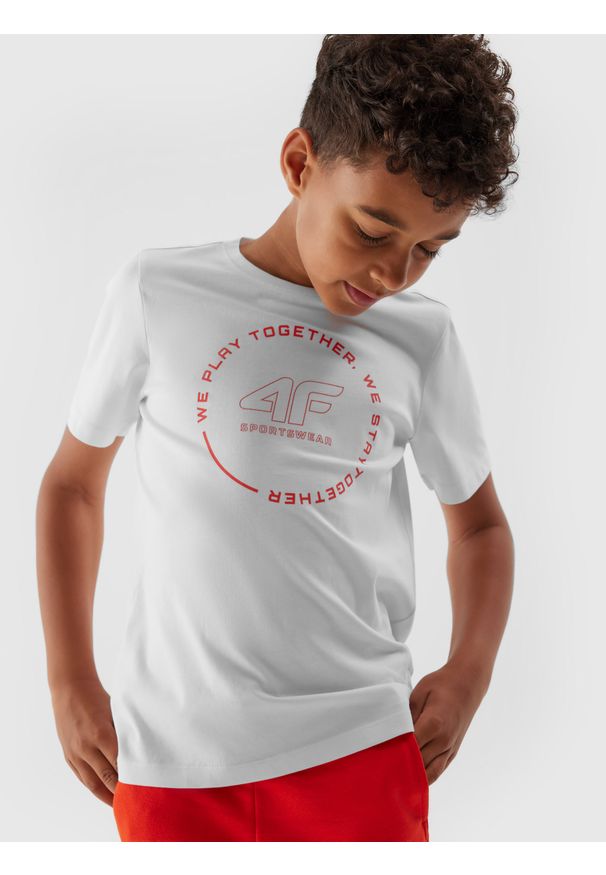 4f - T-shirt z bawełny organicznej chłopięcy. Kolor: biały. Materiał: bawełna. Wzór: nadruk