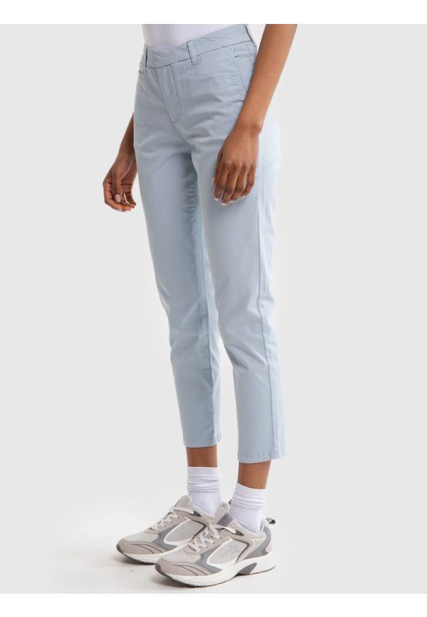 Big-Star - Spodnie damskie chinosy slim niebieskie Riana 400. Okazja: na co dzień. Kolor: niebieski. Materiał: materiał, skóra, bawełna. Styl: elegancki, casual, klasyczny