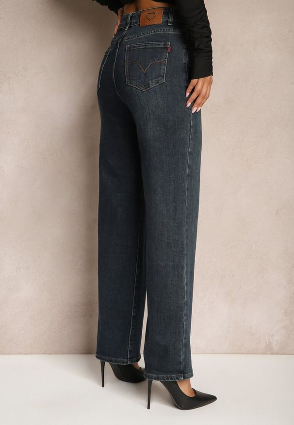 Renee - Granatowe Jeansy o Szerokim Kroju z Bawełną High Waist Vitira. Okazja: na co dzień. Stan: podwyższony. Kolor: niebieski. Styl: elegancki, casual