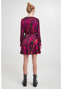 Pinko - Sukienka satynowa Akihiro PINKO. Materiał: satyna