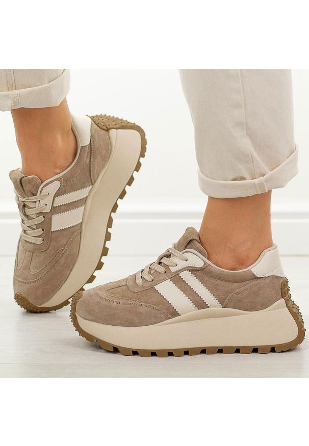 Taupe skórzane sneakersy damskie DiA 5986. Okazja: na co dzień. Zapięcie: sznurówki. Materiał: skóra. Szerokość cholewki: normalna. Sezon: wiosna, jesień, lato