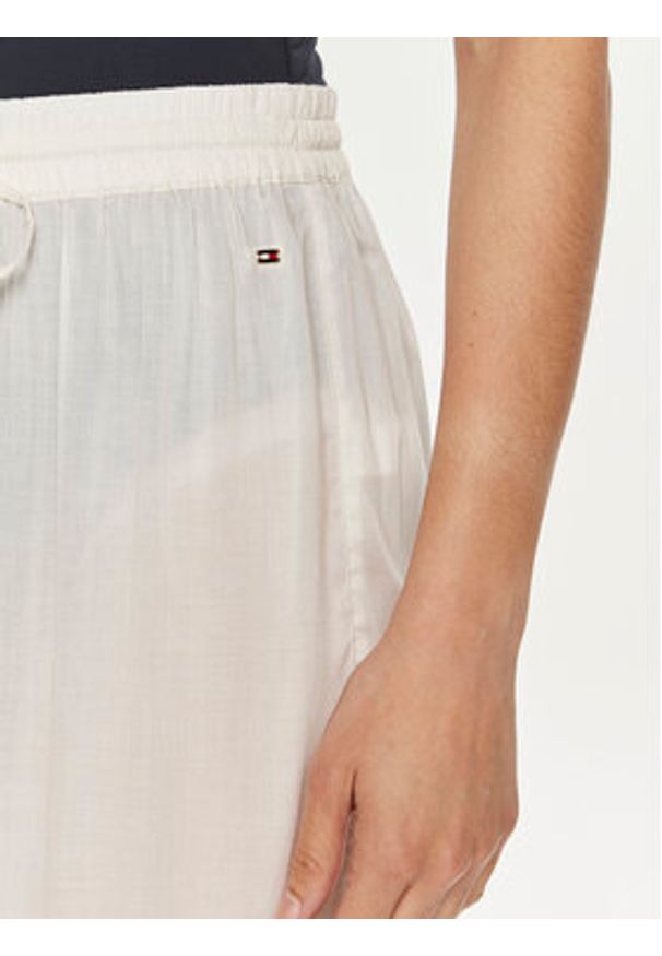TOMMY HILFIGER - Tommy Hilfiger Spodnie materiałowe UW0UW02950 Écru Regular Fit. Materiał: wiskoza