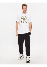 47 Brand T-Shirt New York Yankees BB017TEMECH589889WW Beżowy Regular Fit. Kolor: beżowy. Materiał: bawełna #5