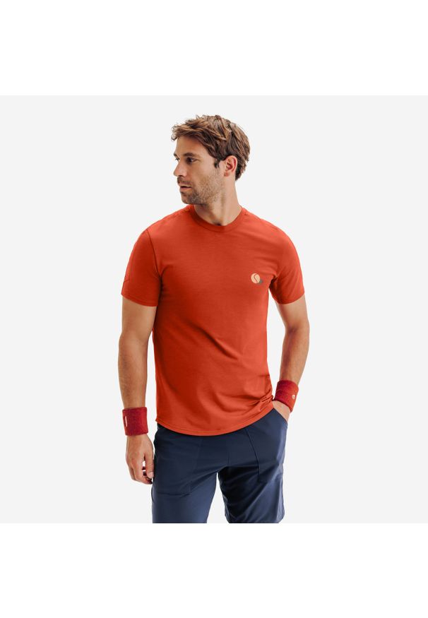 KUIKMA - Koszulka tenisowa męska Soft Kuikma. Kolor: czerwony, pomarańczowy, brązowy, wielokolorowy. Materiał: elastan, lyocell, bawełna, materiał. Sport: tenis