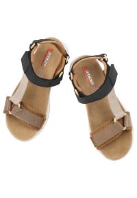 Sandały damskie Artiker, cholewka z materiału tekstylnego regulowane paski z zapięciem na rzep, kolorowe, 58C1234. Zapięcie: rzepy. Materiał: materiał. Wzór: kolorowy, paski #3
