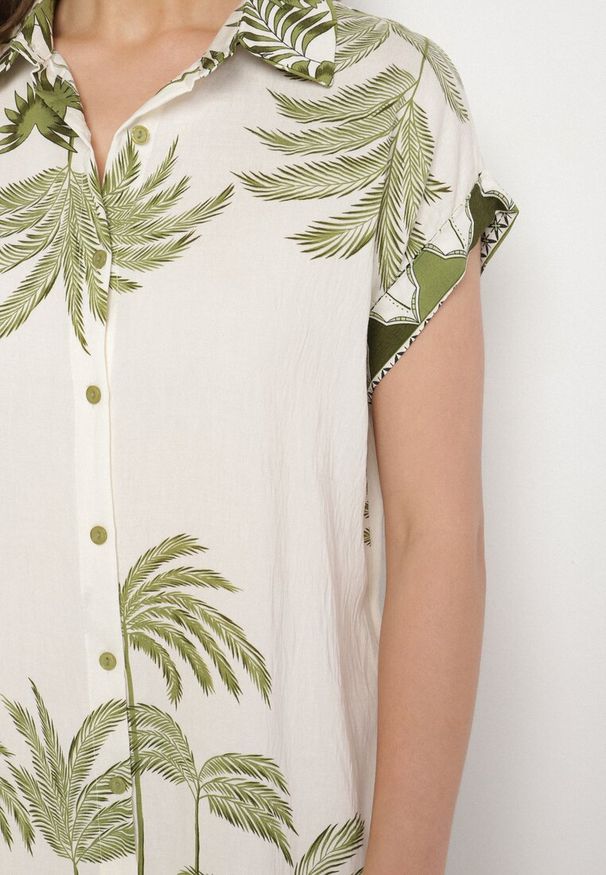 Born2be - Zielona Koszulowa Sukienka Oversize z Wiskozą Folassa. Okazja: na co dzień. Typ kołnierza: kołnierzyk klasyczny. Kolor: zielony. Materiał: wiskoza. Długość rękawa: krótki rękaw. Typ sukienki: koszulowe, oversize. Styl: casual, elegancki, klasyczny