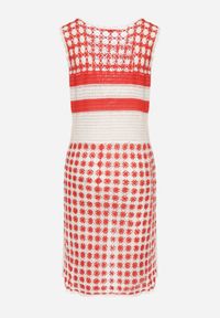 Born2be - Biało-Czerwona Dopasowana Sukienka z Bawełny o Ażurowym Wykończeniu bez Rękawów Balmalia. Okazja: na imprezę, na co dzień. Kolor: biały. Materiał: bawełna. Długość rękawa: bez rękawów. Wzór: ażurowy. Typ sukienki: proste, dopasowane. Styl: elegancki, casual, wakacyjny, wizytowy #7