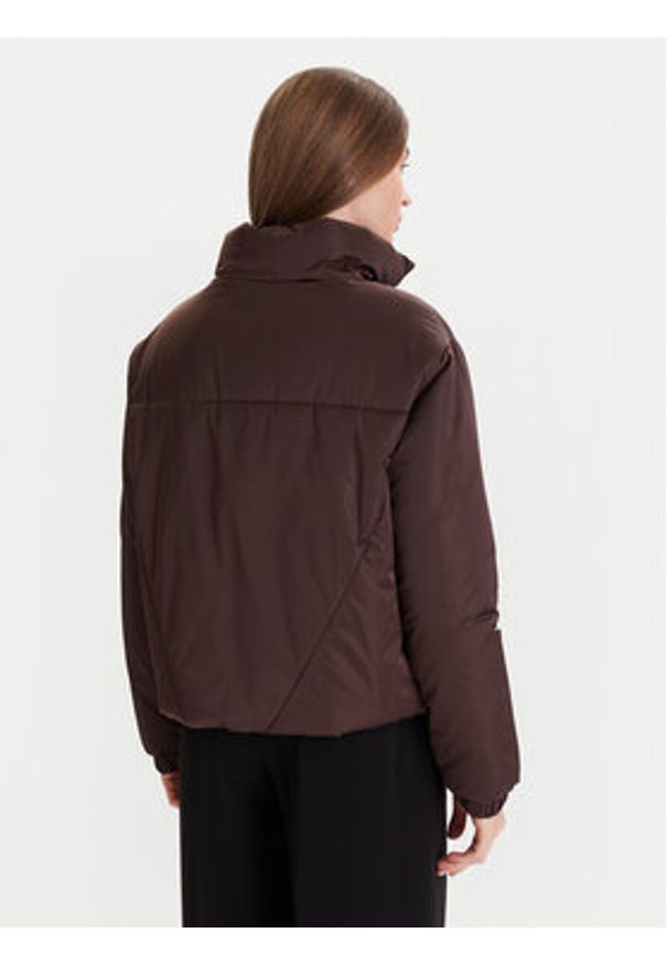 JOOP! Kurtka zimowa Oksana 30048848 Brązowy Regular Fit. Kolor: brązowy. Materiał: syntetyk. Sezon: zima
